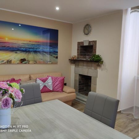 La Casa Delle Sorprese Appartement Trani Buitenkant foto