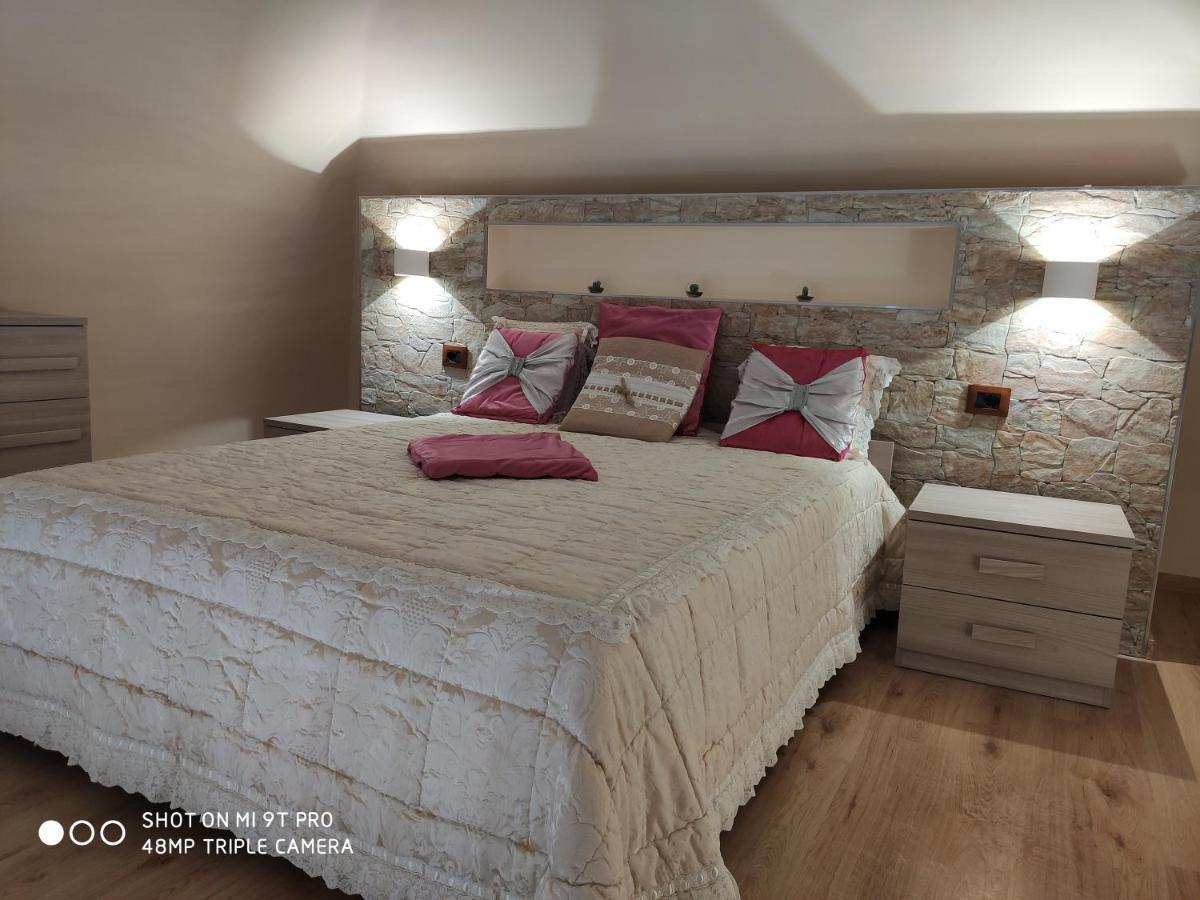 La Casa Delle Sorprese Appartement Trani Buitenkant foto
