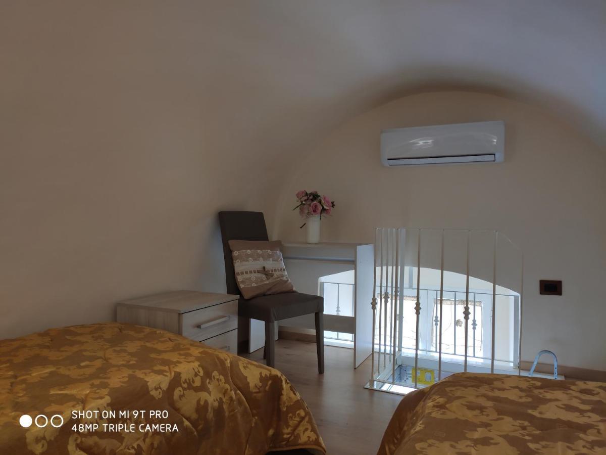 La Casa Delle Sorprese Appartement Trani Buitenkant foto