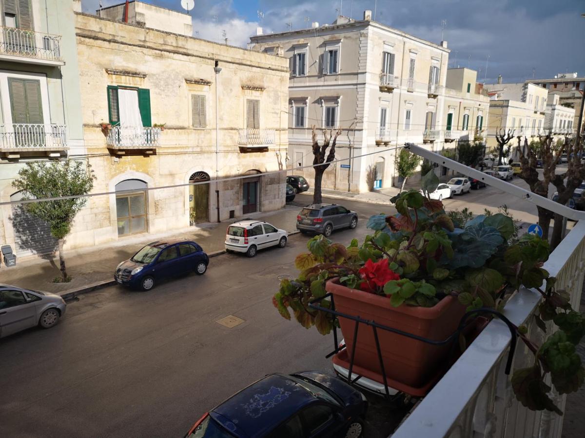 La Casa Delle Sorprese Appartement Trani Buitenkant foto
