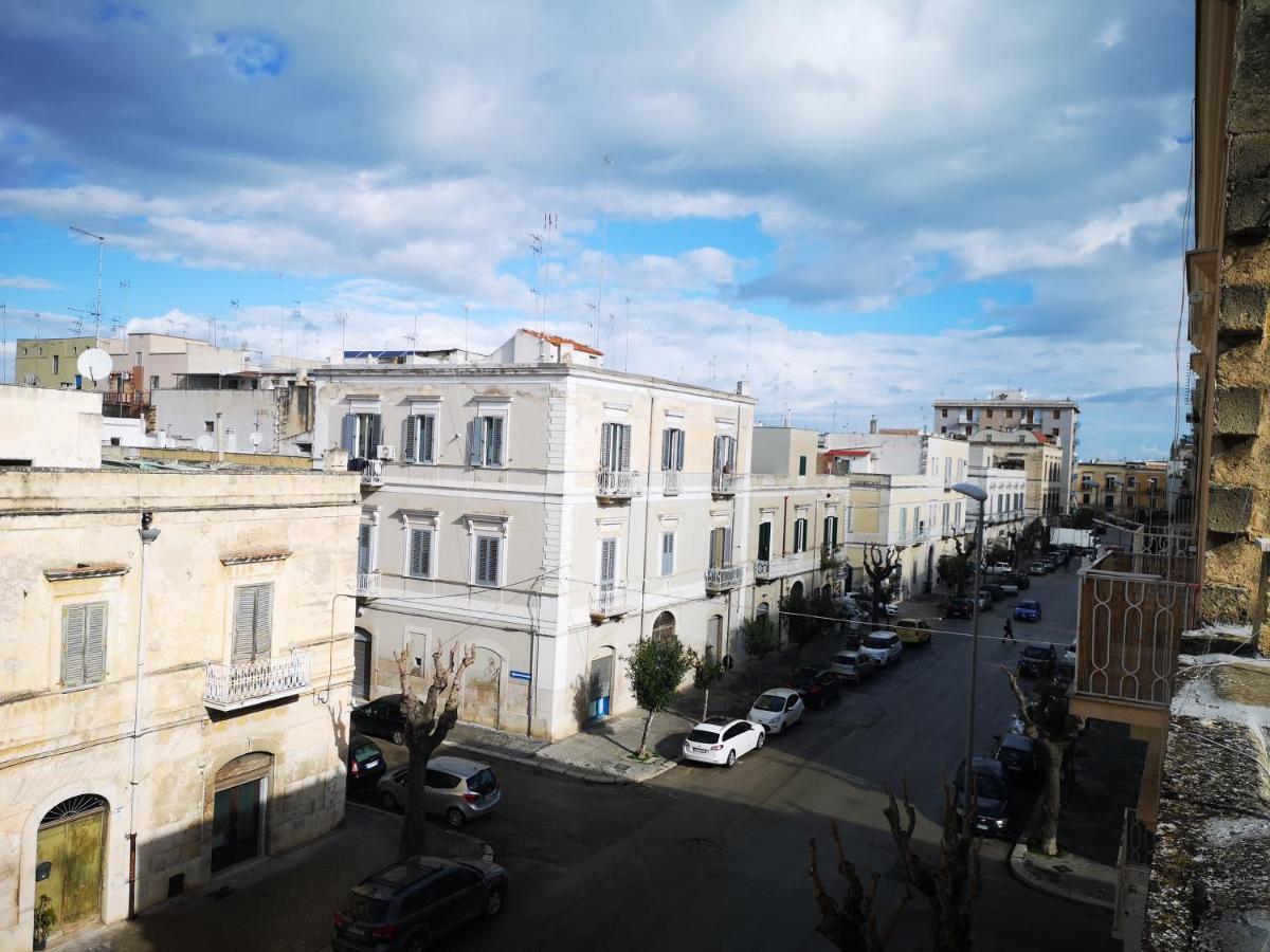 La Casa Delle Sorprese Appartement Trani Buitenkant foto
